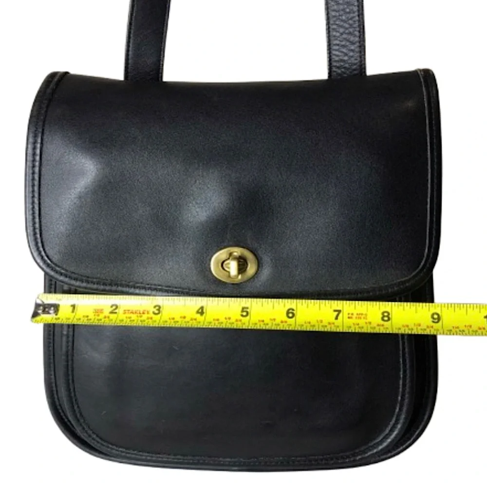 Vintage COACH Black Leather Side Pack Brass Turn Lock Shoulder Bag USA 9979 - Picture 11 of 17